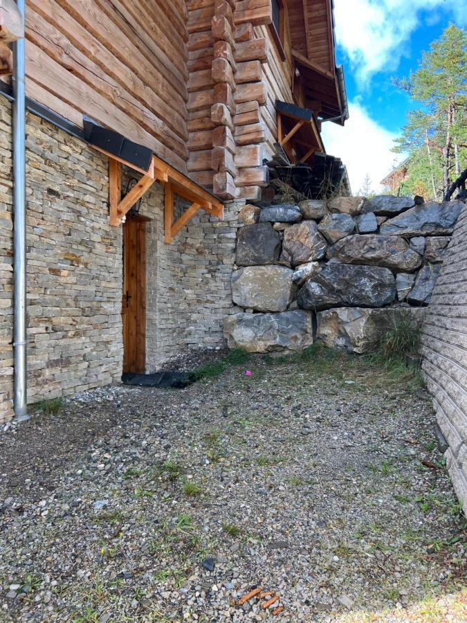 Tres Bel Appartement Bleu Montclar  Exterior photo